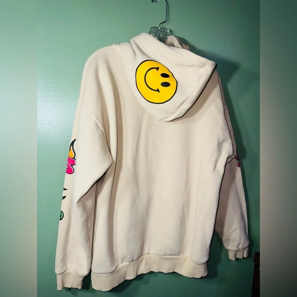 PacSun Cream Graphic Hoodie